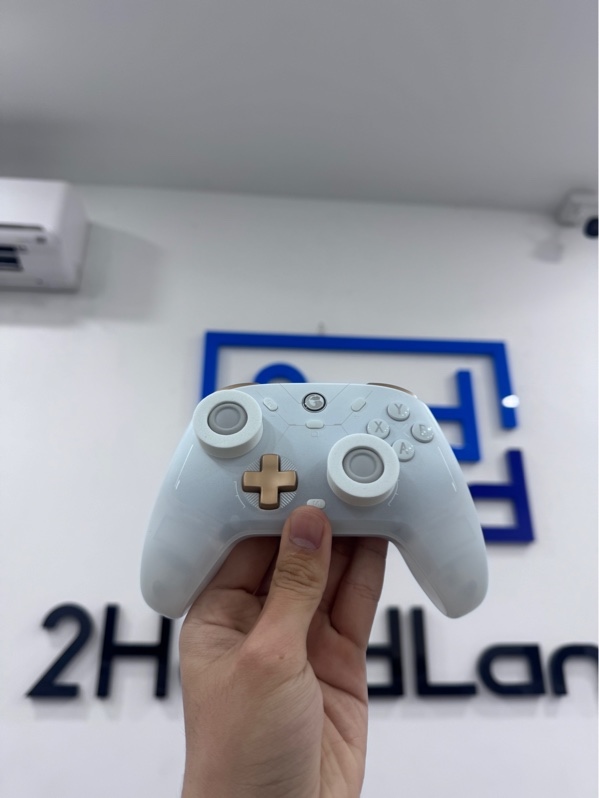 Tay cầm GameSir Cyclone 2 - 3 mode - Hàng xách tay Trung - Màu trắng - Ngoại hình 98% - Kèm 1 receiver, 1 dây