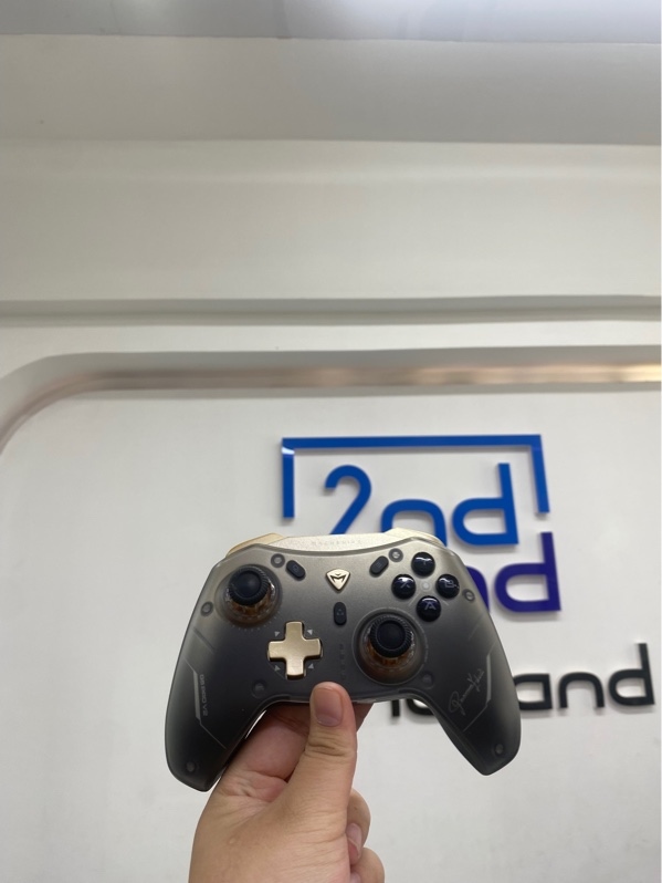 Tay cầm Machenike G5 Pro V2 premium - 3 mode kết nối bluetooth/ dây/ 2.4 - Màu vàng đen - Ngoại hình 98% - Kèm doc sạc,usb