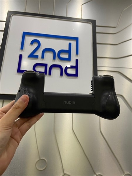 Tay cầm Nubia Gamepad 2 - Màu đen - Ngoại hình: 98% - Body 1