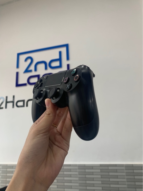 Tay cầm PS4 Fat - Màu đen - Ngoại hình: 97% - Rách cao su trái - Body