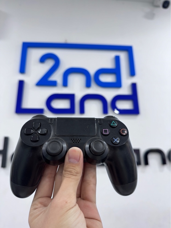 Tay cầm PS4 fat - Màu đen - Ngoại hình 97% - Trầy xước - body