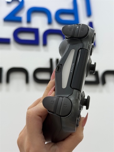 Tay cầm PS4 - Màu đen - Ngoại hình 97% - Body 2