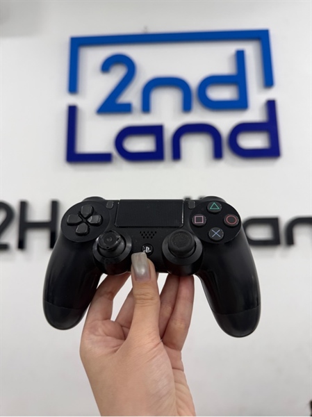 Tay cầm PS4 - Màu đen - Ngoại hình 97% - Lỗi 2 cần analog, phím R2, lỗi cổng sạc , mất 1 cao su cần - bán xác không bảo hành