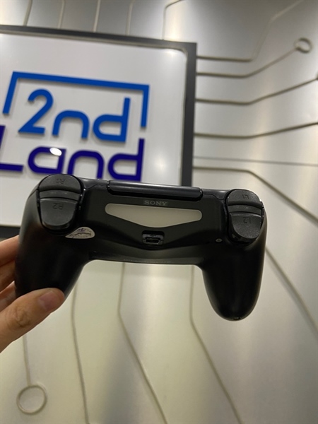 Tay cầm PS4 - Màu đen - Ngoại hình: 97% - Mất đệm cao su - Body 1