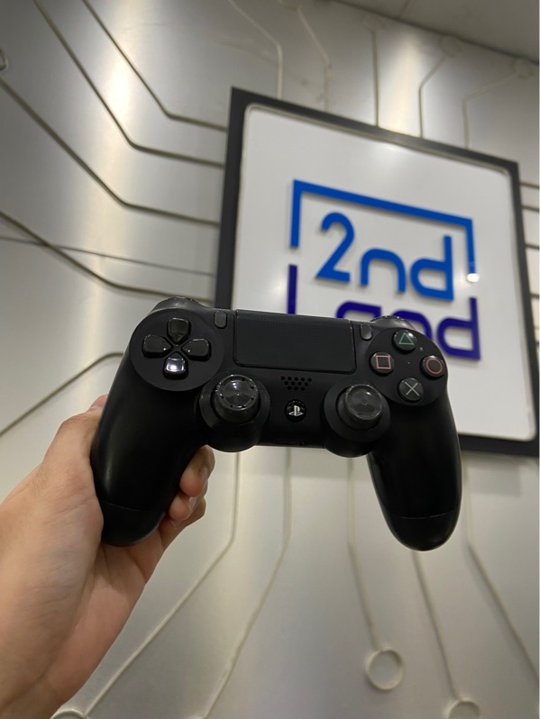 Tay Cầm PS4 - Màu đen - Ngoại hình; 97% - Nhựa chảy - Body