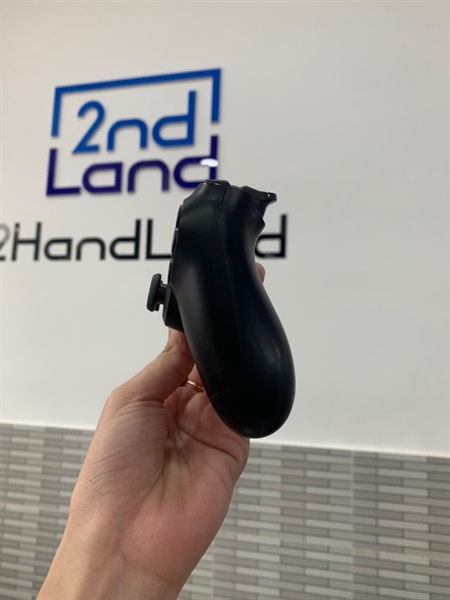 Tay cầm PS4 - Màu đen - Ngoại hình: 98% - Body 1