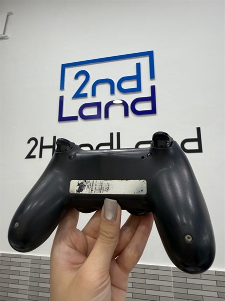 Tay cầm PS4 - Màu đen - Ngoại hình 98% - Trầy xước nhẹ - Body 2