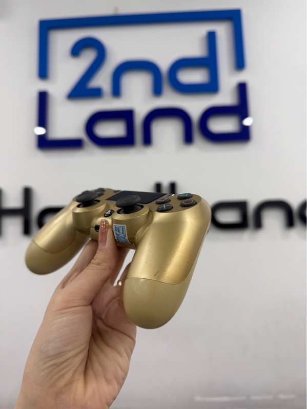 Tay cầm PS4 - Màu vàng - Ngoại hình 97% - Trầy xước - Body