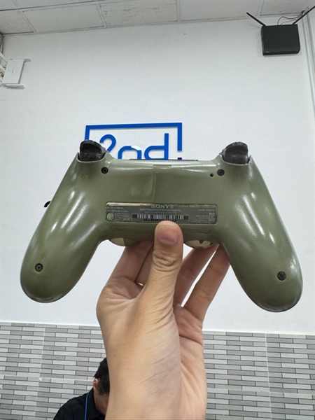 Tay cầm PS4 - Màu xanh lá - Ngoại hình 97% - Trôi 2 cần nhẹ 3