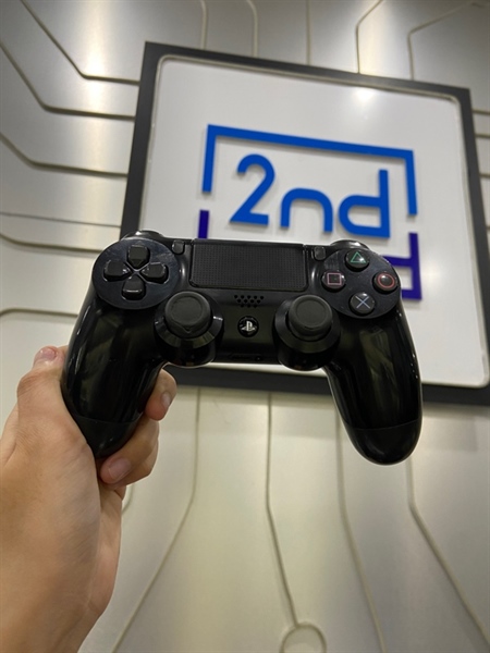 Tay cầm PS4 Slim - Màu đen - Ngoại hình: 97% - Body