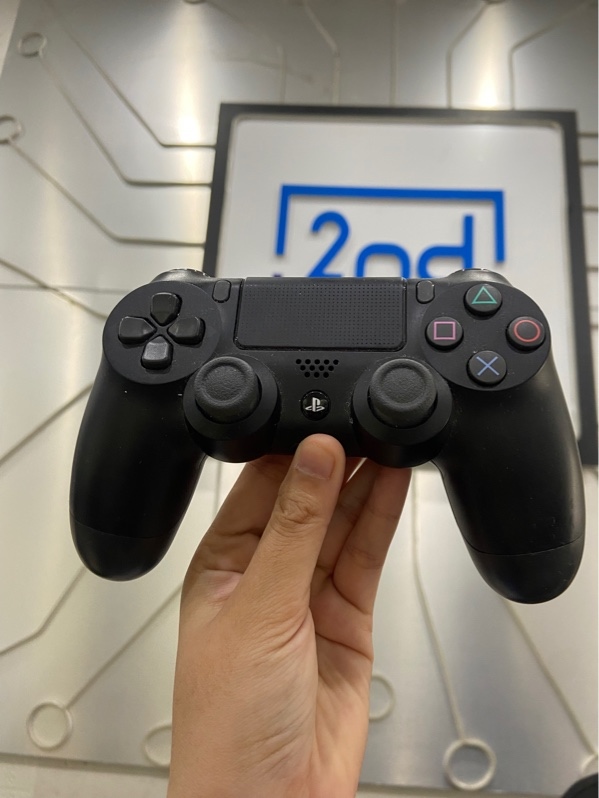 Tay Cầm PS4 Slim - Màu đen - Ngoại hình: 97% - Xước thân - Body