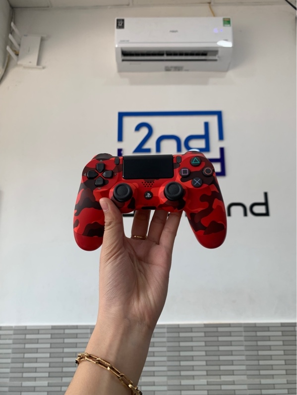 Tay cầm PS4 slim - Màu đỏ -Ngoại hình: 98% - Body