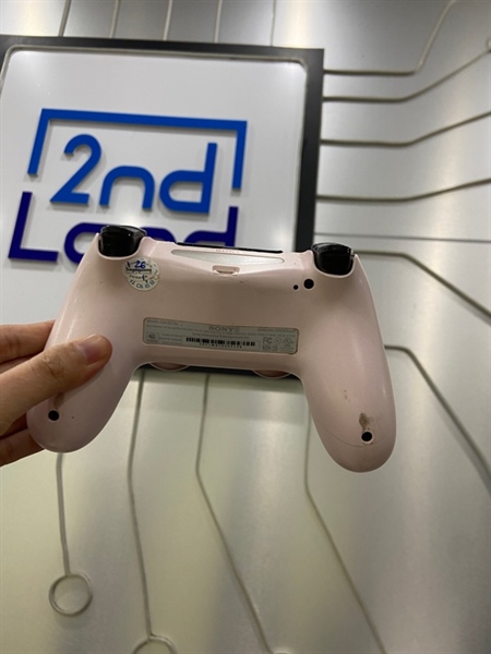 Tay cầm PS4 Slim - Màu hồng - Ngoại hình: 97% - Mất loa - Body 2