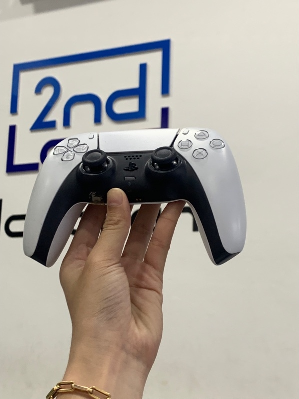 Tay cầm PS5 - Màu trắng - Ngoại hình: 97% - Body