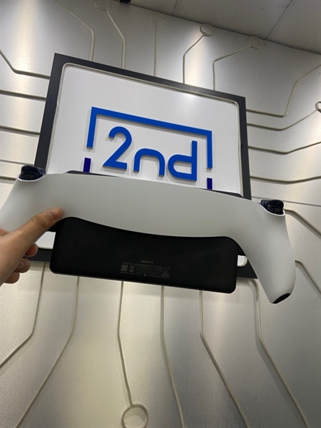 Tay cầm Sony PlayStation Portal - Màu trắng - Ngoại hình: 98% - Body 2