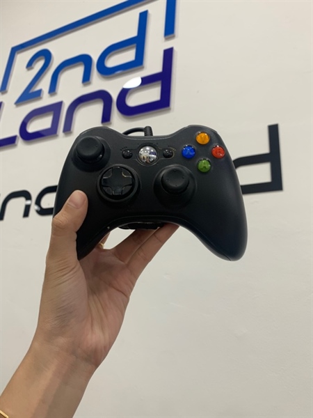 Tay cầm XBox 360 linh kiện - Màu đen - Ngoại hình: 97% - Body