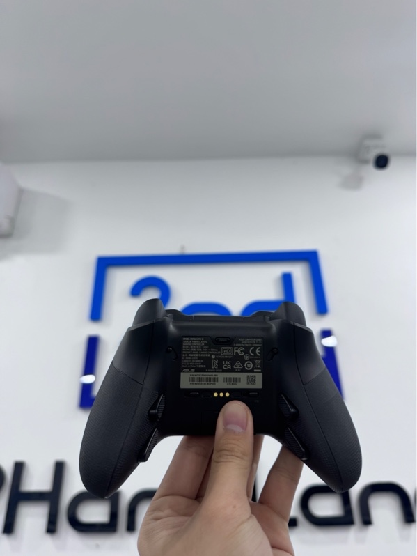 Tay cầm Xbox ASUS Rog Raikiri II - 3 mode dây, bluetooth, receiver - Màu đen - Ngoại hình 98% - Fullbox