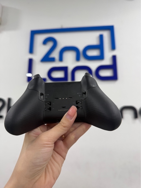 Tay cầm Xbox Elite 2 wireless - Màu đen - Ngoại hình 97% - trầy xước - Kèm túi phụ kiện