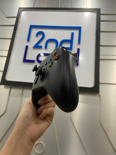 Tay cầm Xbox One 2019 - 1 Mode dây - Màu đen - Ngoại hình: 97% - Kèm USB Wireless xbox 1