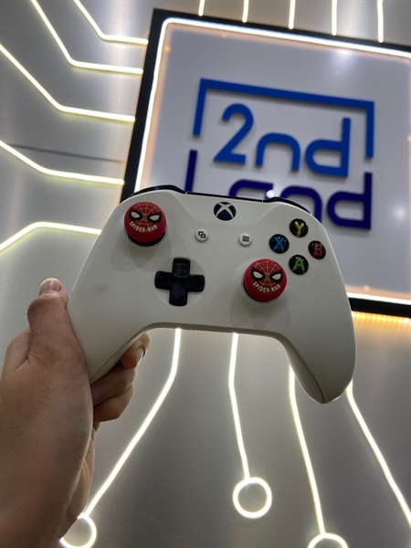 Tay cầm Xbox One S - Màu trắng - Ngoại hình: 97% - Vỏ ố - Body