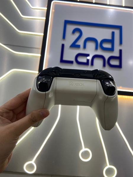 Tay cầm Xbox One S - Màu trắng - Ngoại hình: 97% - Vỏ ố - Body 1