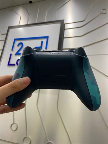 Tay cầm Xbox Series S/X - Màu mineral camo - Ngoại hình: 98% - Kèm Box 3