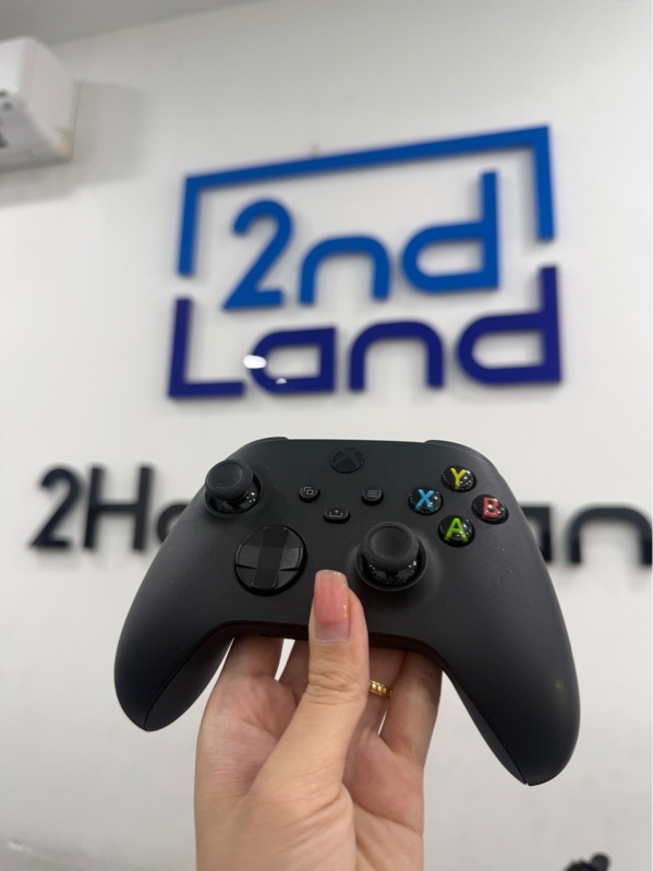 Tay cầm Xbox Series X - 3 mode - Màu đen - Ngoại hình 98% - trầy nhẹ - Kèm 1 đầu kết nối USB