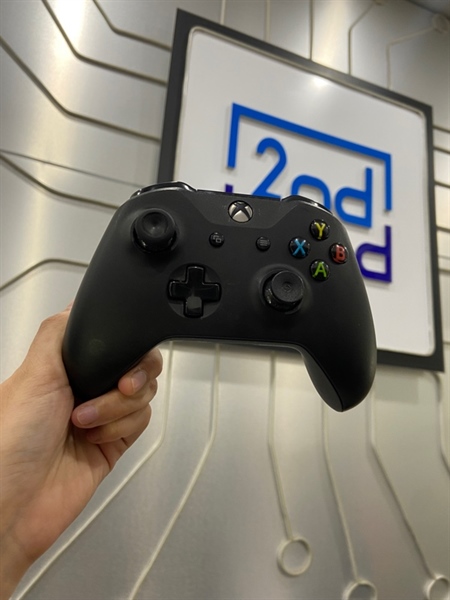 Tay cầm Xbox Series X - Màu đen - Ngoại hình: 97% - Body