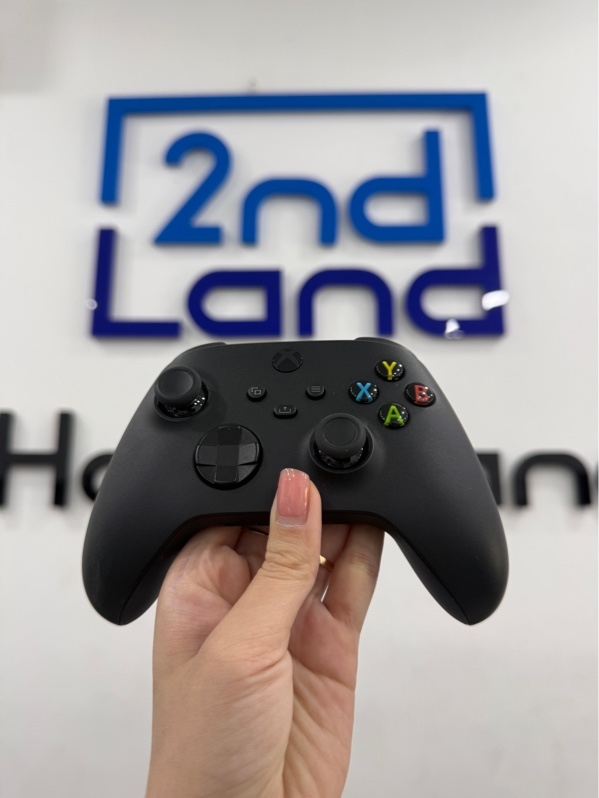 Tay cầm Xbox series X - Màu đen - Ngoại hình 97% - máy trầy - Kèm box , pin , dây , đế