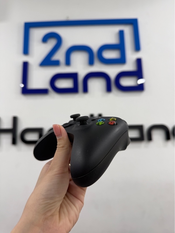 Tay cầm Xbox series X - Màu đen - Ngoại hình 97% - máy trầy - Kèm box , pin , dây , đế