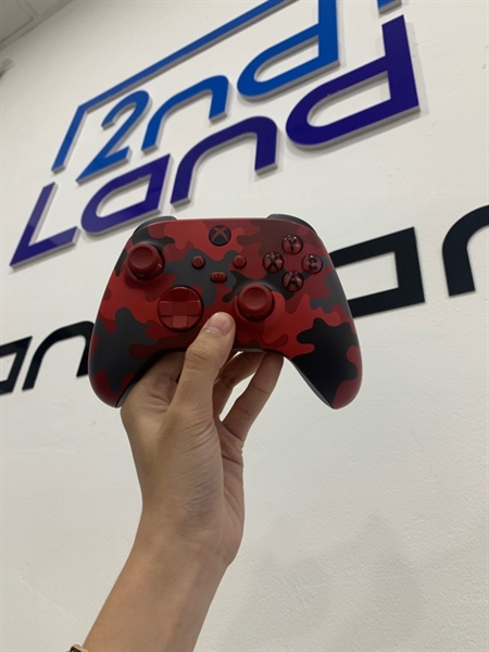 Tay cầm Xbox Series X - Màu đỏ camo - Ngoại hình: 98% - Body