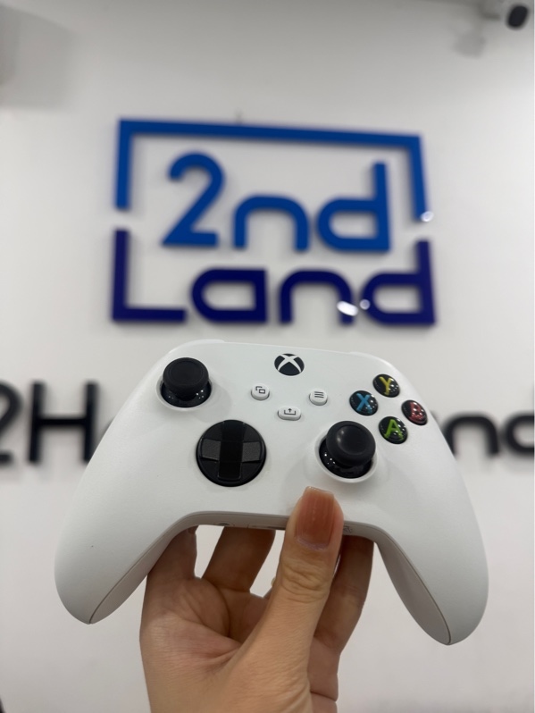 Tay cầm Xbox Series X - Màu trắng - Ngoại hình 98% - Fullbox kèm pin có sạc không dây + đế sạc