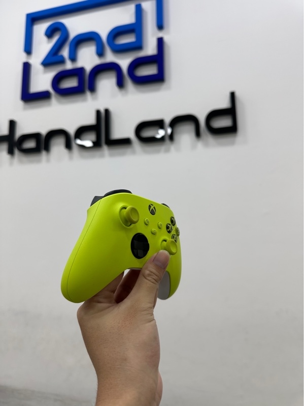 Tay cầm XBox Series X - Màu xanh lá - Ngoại hình 97% - Kèm box, pin