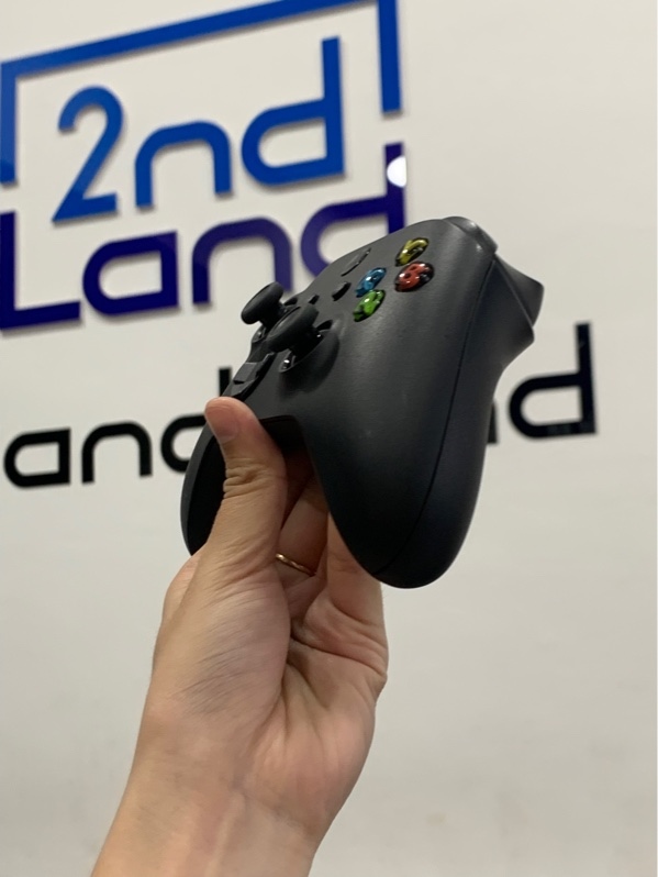Tay cầm Xbox series X/S - Màu đen - Ngoại hình: 98% - Body