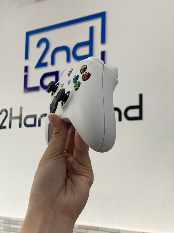 Tay cầm Xbox wireless series X - Màu trắng - Ngoại hình: 97% - Cấn trầy, ố vàng - Body
