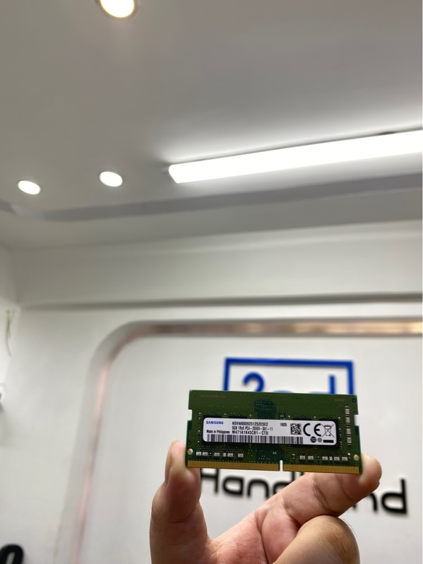 Thanh RAM Laptop DDR4 SamSung (model M471A1K43CB1-CTD) - 8gb - bus 2666 MHz - Màu xanh - Ngoại hình 98% - Body