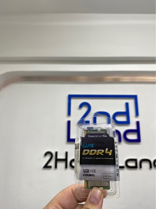 Thanh RAM laptop DDR4 SO-DIMM Micron - 8GB - DDR4 - Bus 3200MHz - MTA8ATF1G64HZ-3G2J1 - Màu xanh - Ngoại hình 98% - Body