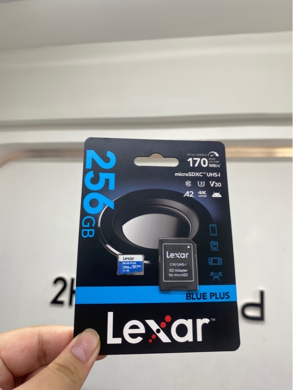 Thẻ nhớ Lexar Blue Plus MicroSDXC UHS-I 256GB 170MB/s - Màu trắng xamh - Ngoại hình 98% - Kèm áo thẻ