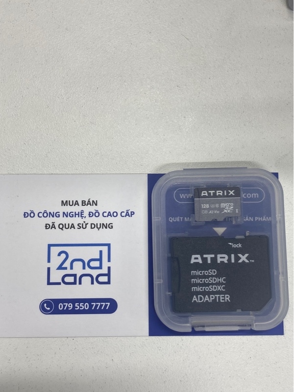 Thẻ nhớ microSD Atrix dung lượng 128GB - Màu đen - Ngoại hình 98% - Kèm 1 bộ chuyển đổi SD.