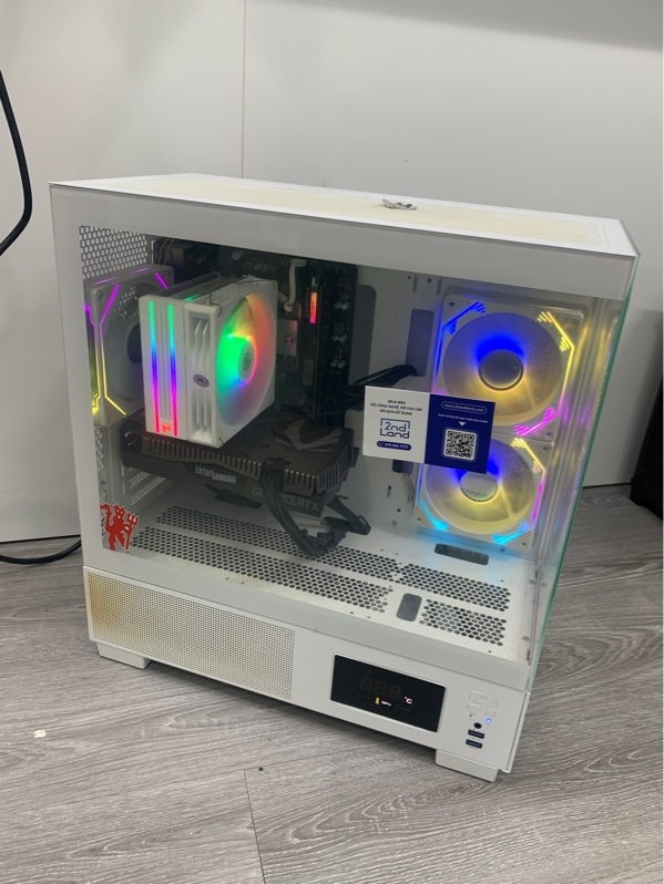 Thùng pc - Chip amd ryzen 5 5500 - Main biostar a520m - Ram samsung ddr4 16gb - SSD 256gb sata - Card rtx 2060 12gb - Nguồn 550w - Màu trắng - Ngoại hình: 97% - Kèm nguồn