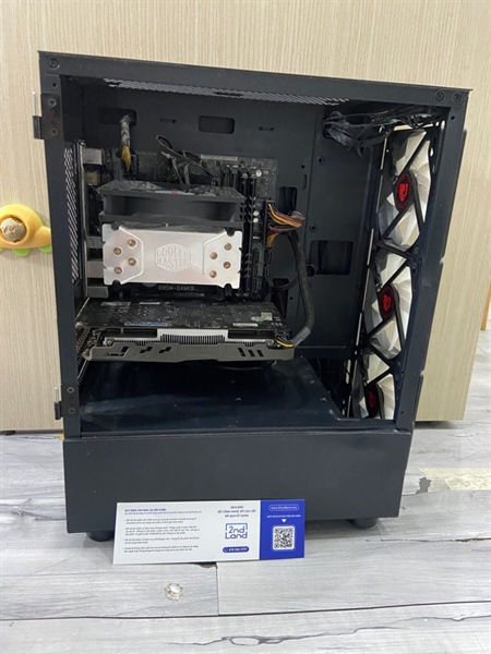 Thùng PC : Inter Xeon E3 1231V3 - Main Asus SB85 - Gamer Ram 16GB DDR 3/120 GB SSD - GTX 1050 - Nguồn Sa Ma 630 - Màu đen - Ngoại hình: 97% - Body - Kèm nguồn