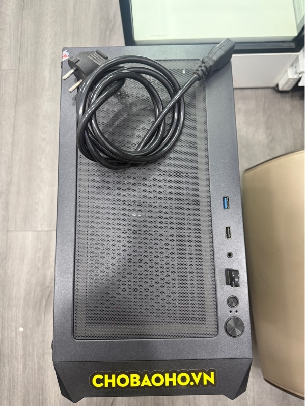 Thùng PC - main Gigabyte GA-H81M-DS2 - i7-4770 3.40GHZ - 16gb DDR3 (2 thanh) - SSD 256gb - wifi TP-link Wireless Nano USB Adapter - card NVIDIA GeForce GTX 1050 Ti - nguồn x-power 3 500W - tản khí cooler master - case VSPTECH - Ngoại hình 97% - Kèm nguồn