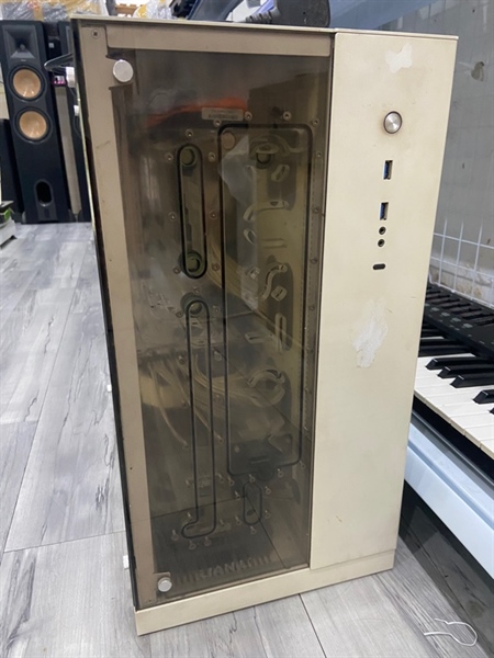 Thùng PC : Main Gigabyte Z390 Aorus Ultra - i9-9900K - Ram 32 RTX 2080Ti HOF 11g - SSD 256GB - Tản nước 6 fan - Nguồn RM750X - Màu trắng - Ngoại hình: 98% - Body 1