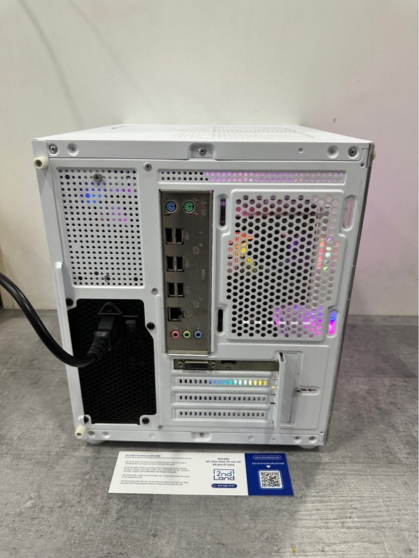 Thùng PC MAIN X99E3 DDR3 V1.4 socket 2011-3 - Chip xeon E5 2676 V3/card GT1030 2GB 16GB DDR3/ 256GB SSD SATA( SK 84) - Nguồn 550W POWER STAR - Màu trắng -Ngoại hình 97% - Kèm nguồn