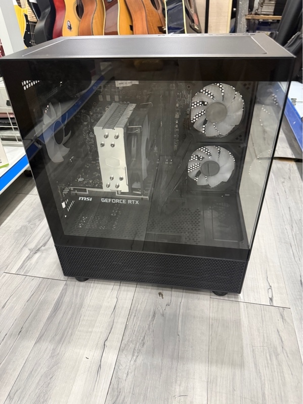 Thùng PC : MS-7E02 - Core i3-12100F - Card NVIDIA GeForce RTX 3050 6GB - Ram 8/256GB SSD - Nguồn Deepcool PF550-80 Plus - Màu đen - Ngoại hình: 98% - Kèm Box