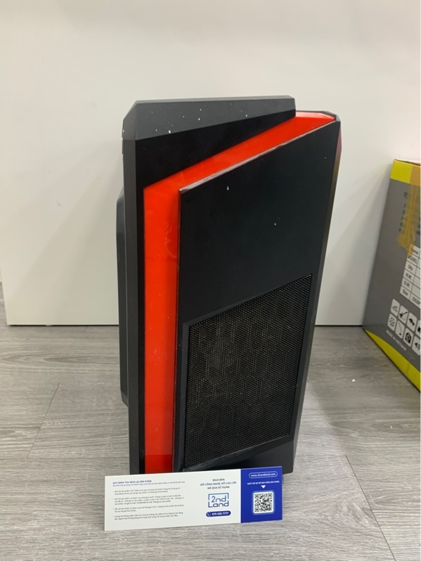 Thùng PC Sama - Main: Asus B365M - CPU: i5-8400 - GPU: Asus RX560 - Ram: Kingston 2x8gb ddr4-2666 - SSD: 250GB - PSU: 550W - Màu đen - Ngoại hình: 95% - Bụi + gỉ sét - Body