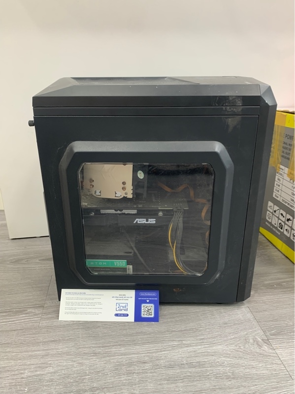 Thùng PC Sama - Main: Asus B365M - CPU: i5-8400 - GPU: Asus RX560 - Ram: Kingston 2x8gb ddr4-2666 - SSD: 250GB - PSU: 550W - Màu đen - Ngoại hình: 95% - Bụi + gỉ sét - Body