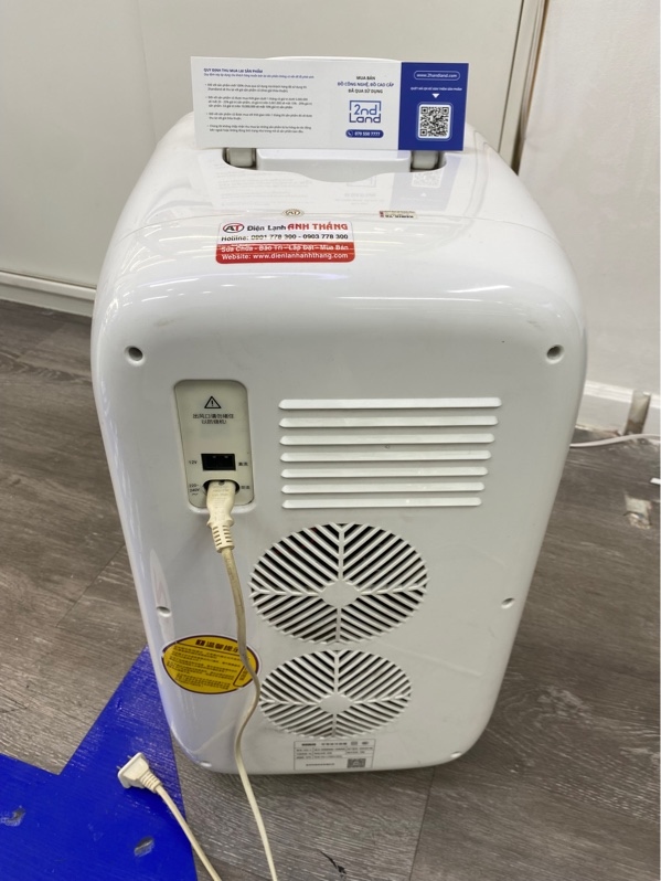 Tủ lạnh mini Kemin K25 - Màu hồng - Ngoại hình 98% - Hư bản led điều khiển - SP LỖI KHÔNG BẢO HÀNH - Kèm dây nguồn