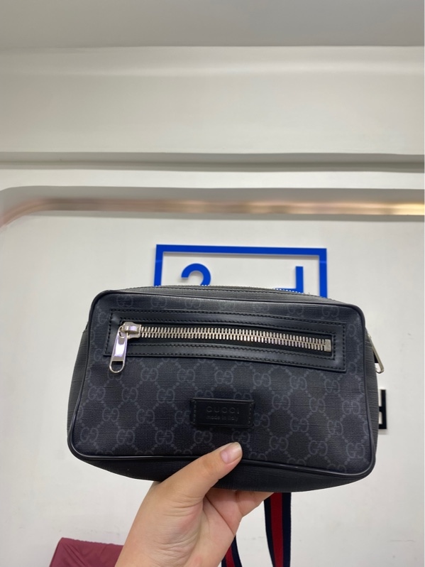 Túi Gucci Black Belt Bag - Màu đen - Ngoại hình 98% - Body