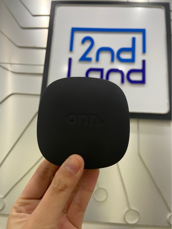 TV Box Onn 4K Streaming Box - Màu đen - Ngoại hình: 98% - Kèm remote, nguồn, dây hdmi